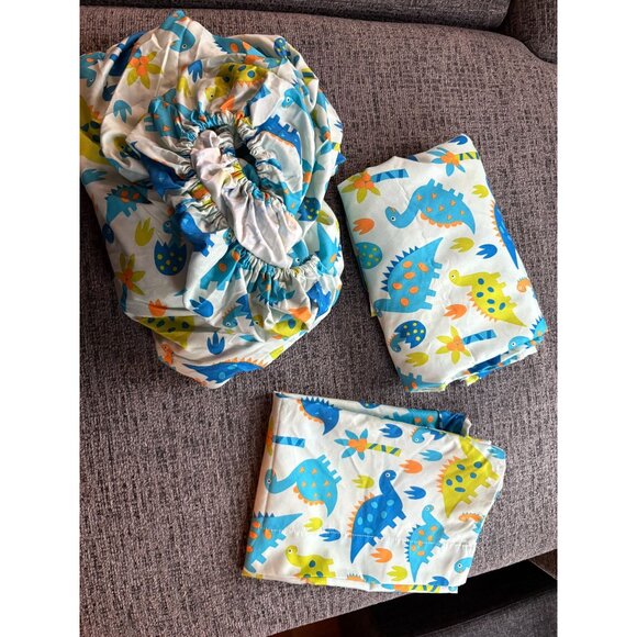 Kite Kids Dinosaur Print Twin Sheet Set With Fitted Sheet Flat Sheet & Pillowcas - Picture 2 of 13